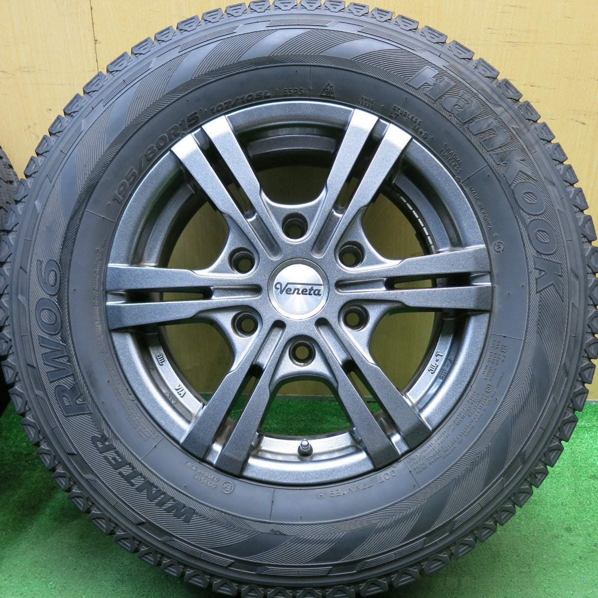 4本価格★ハイエース 等 195/80R15 107/105L スタッドレス ハンコック ウインター RW06 Veneta TS-06 ヴェネタ 15インチ PCD139.7/6H★5071307HAス
