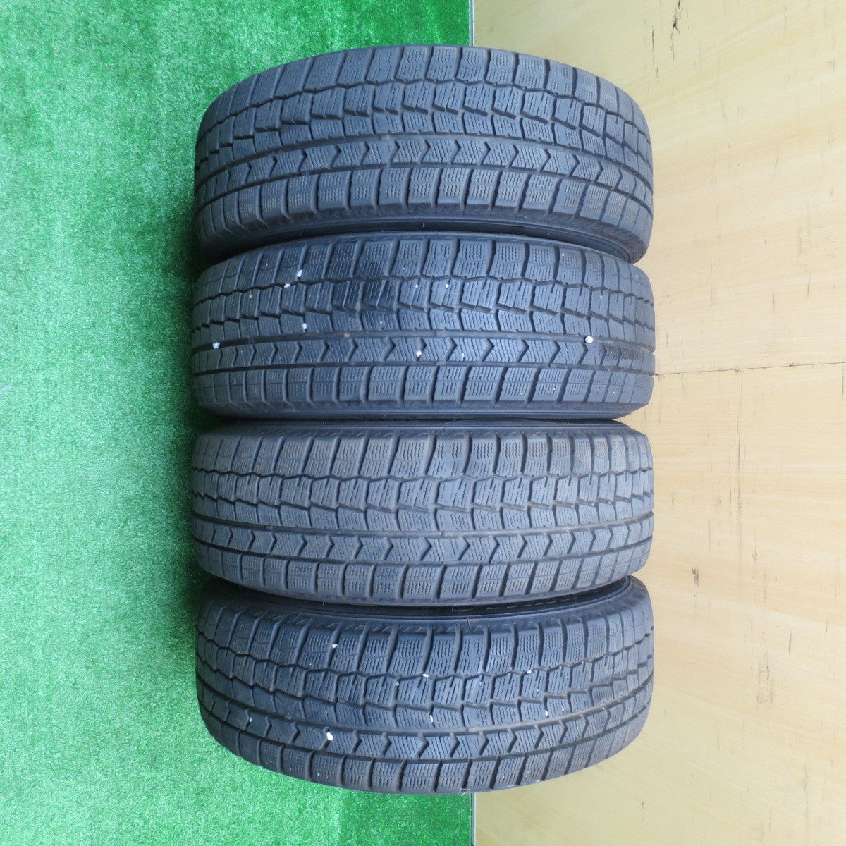 バリ溝!21年!キレイ!9.5分★プリウス 等 195/65R15 スタッドレス ダンロップ ウインターマックス WM02 FINAL MIND ファイナルマインド 15インチ PCD100/5H★5101405NJス