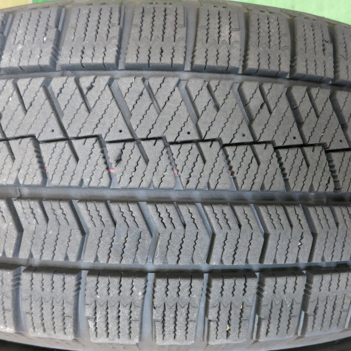 バリ溝!9.5分★スタッドレス 215/60R17 ブリヂストン ブリザック VRX2 SMACK ENKEI スマック エンケイ 17インチ PCD114.3/5H★5100509HAス