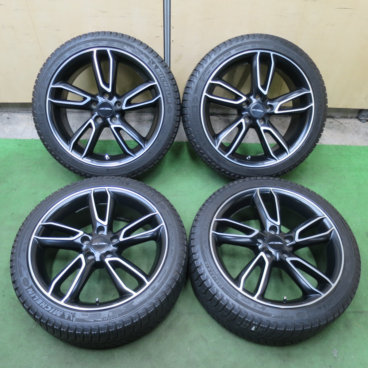 バリ溝!キレイ!9.5分★ワーゲン ゴルフ 等 ACE SCORPIO 225/40R18 スタッドレス ミシュラン X-ICE XI3 スコーピオ 18インチ PCD112/5H★6013110ナス