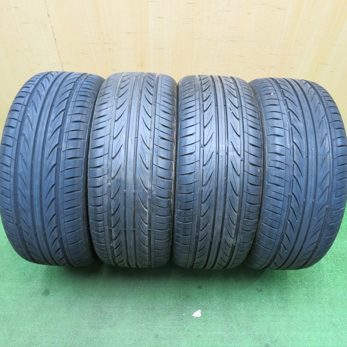 タイヤほぼ未使用★プリウス AIMGAIN PRIUS MODEL GTS MONO 215/40R18 デリンテ サンダー D7 エイムゲイン モノ 18インチ PCD100/5H★5052302HAノ