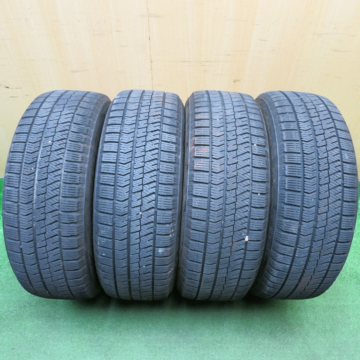 4本価格★ベンツ W177 Aクラス 純正 205/60R16 スタッドレス ブリヂストン ブリザック VRX2 16インチ PCD112/5H★6011806HAス