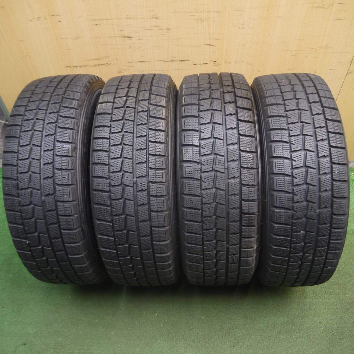 バリ溝!キレイ!9.5分★ワーゲン等 Eurodesign 195/65R15 スタッドレス ダンロップ WM01 PCD112/5H★4021001ナス