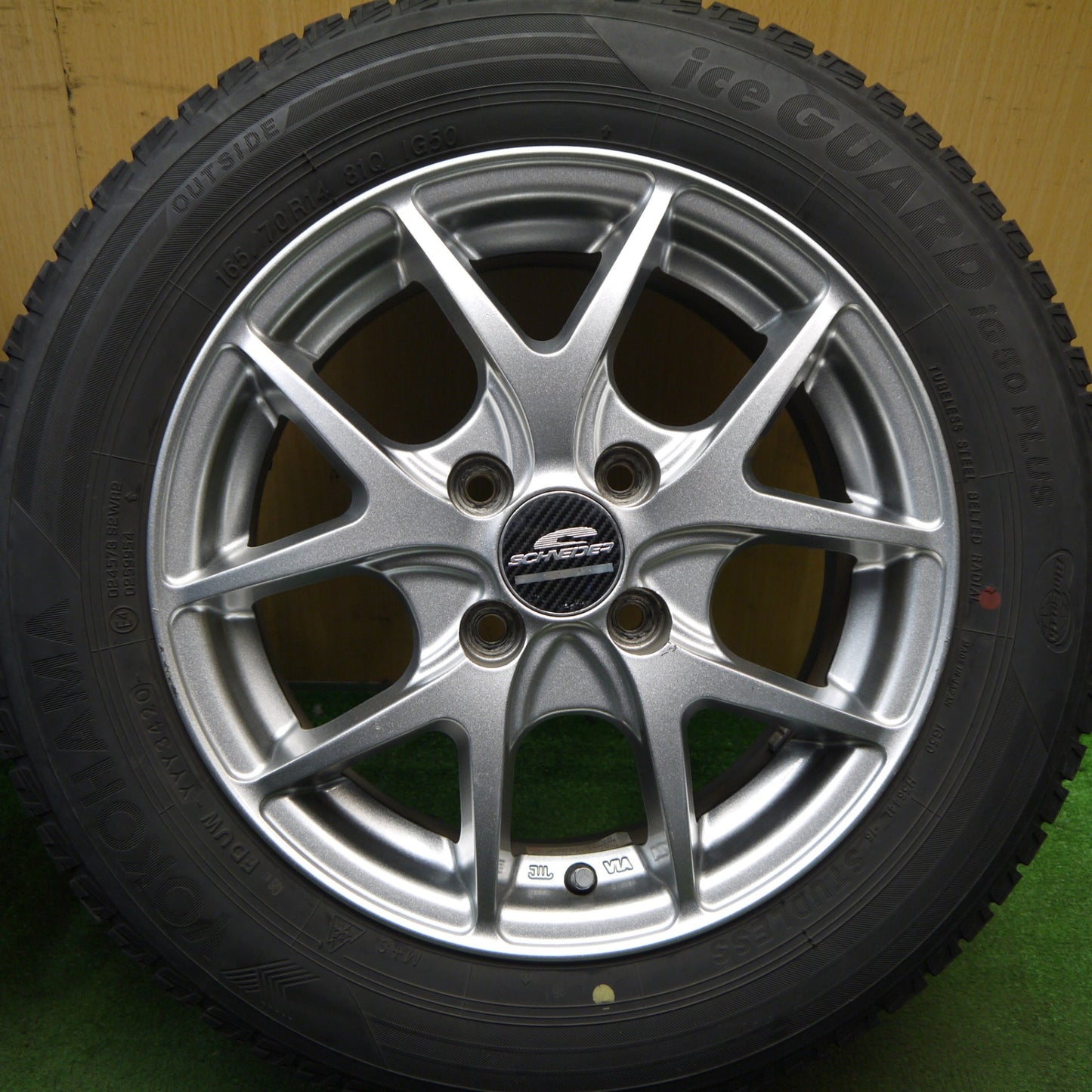 4本価格★スタッドレス 165/70R14 ヨコハマ アイスガード iG50 プラス SCHNEIDER シュナイダー 14インチ PCD100/4H★5093005Hス