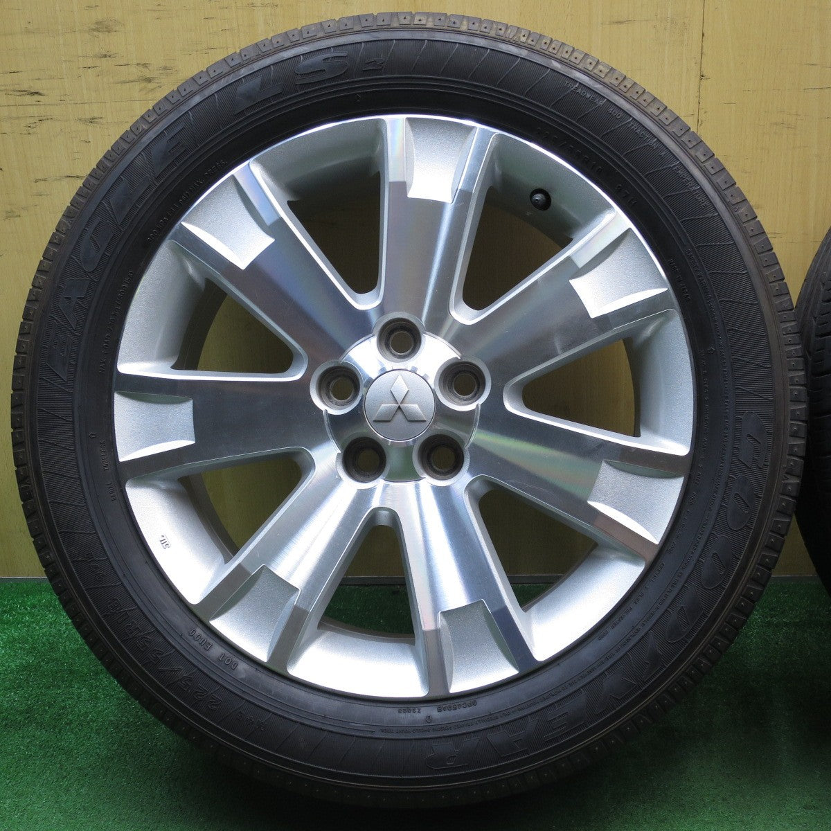 キレイ★三菱 デリカ D:5 純正 225/55R18 グッドイヤー イーグル LS2 18インチ D5 PCD114.3/5H★5052003NJノ