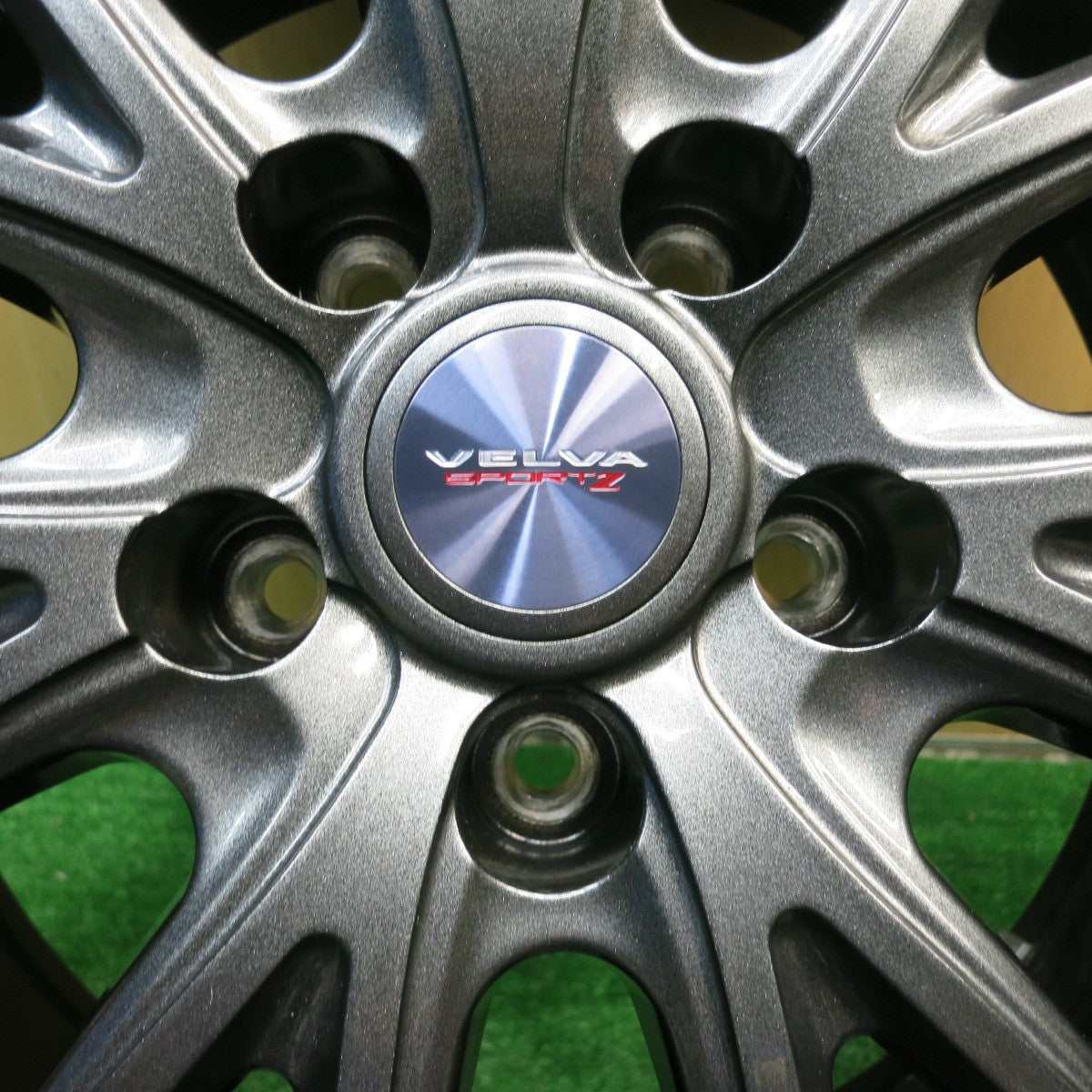 バリ溝!21年!キレイ!9.5分以上★スタッドレス 225/60R17 ヨコハマ アイスガード iG60 VELVA SPORTZ ヴェルヴァ 17インチ PCD114.3/5H★5050706AKス