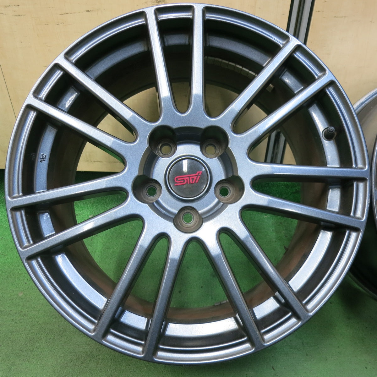 4本価格★スバル WRX STI Spec C 純正 ENKEI ホイール 18インチ 18×8.5J スペックC エンケイ PCD114.3/5H★5061111SYホ