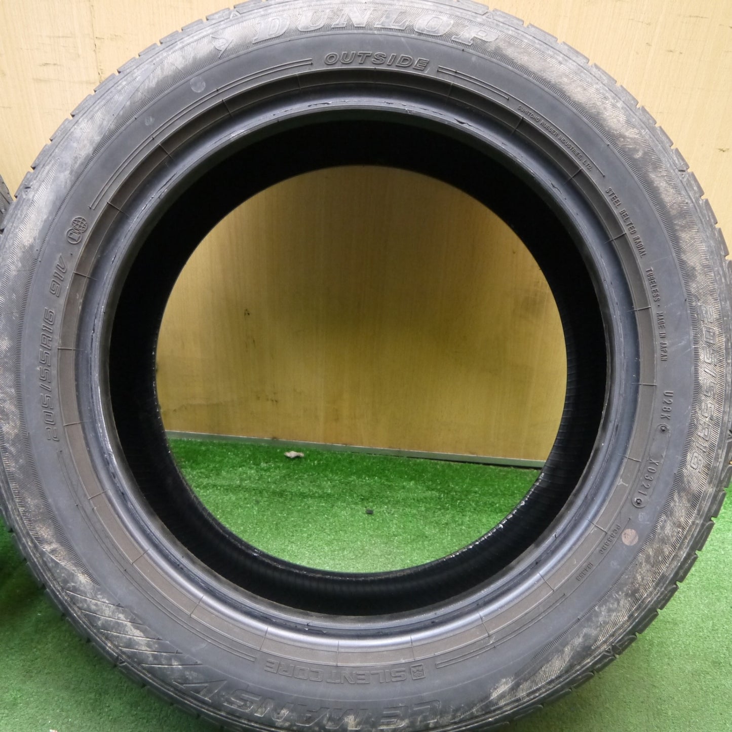 バリ溝!21年!9.5分★205/55R16 ダンロップ LE MANS V ルマン5 タイヤ 16インチ インプレッサ 86 BRZ ヴォクシー ノア 等★5090909Hノタ
