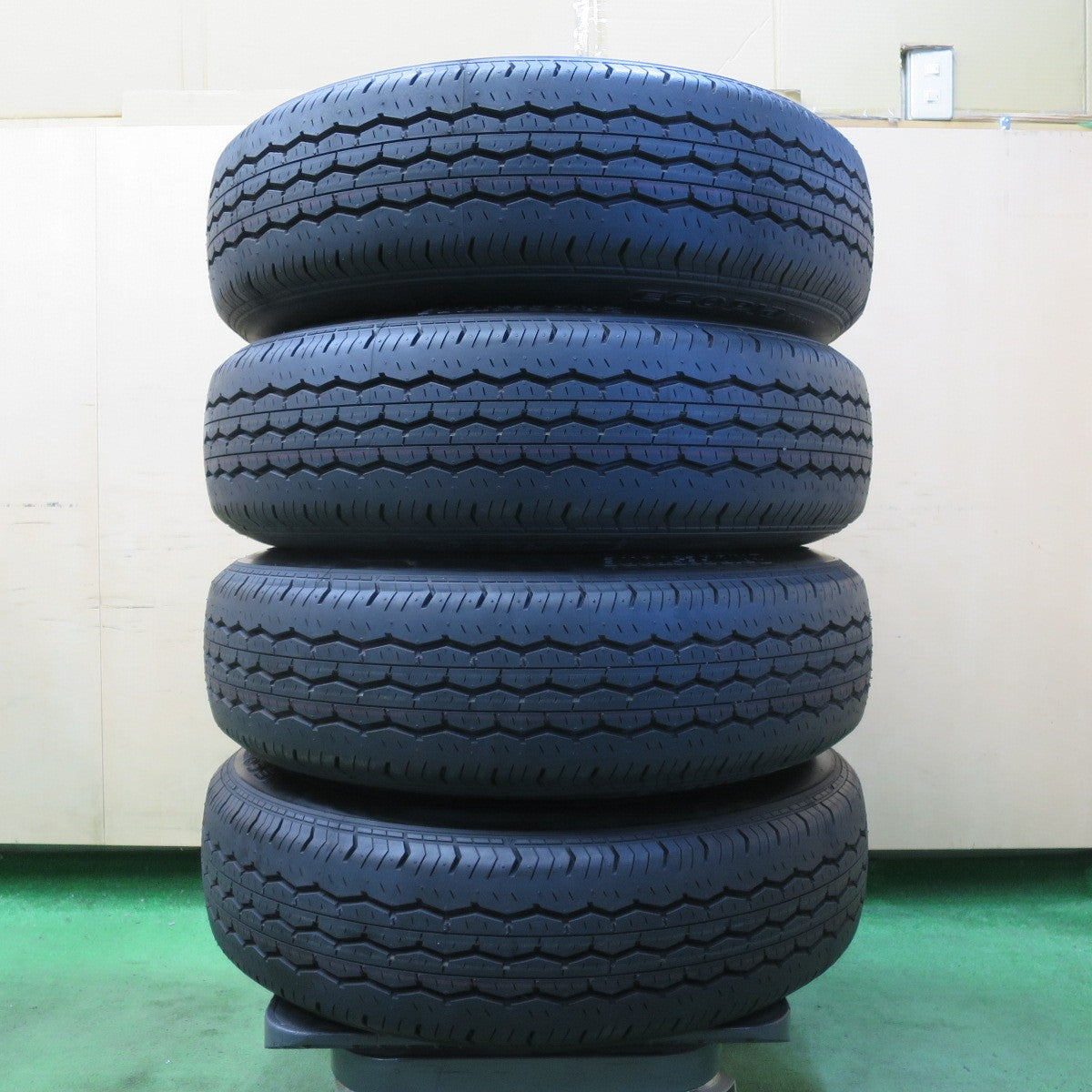 新車外し!24年★トヨタ 200系 ハイエース 純正 スチール 195/80R15 107/105S ブリヂストン エコピア RD613 15インチ PCD139.7/6H★5051301イノ