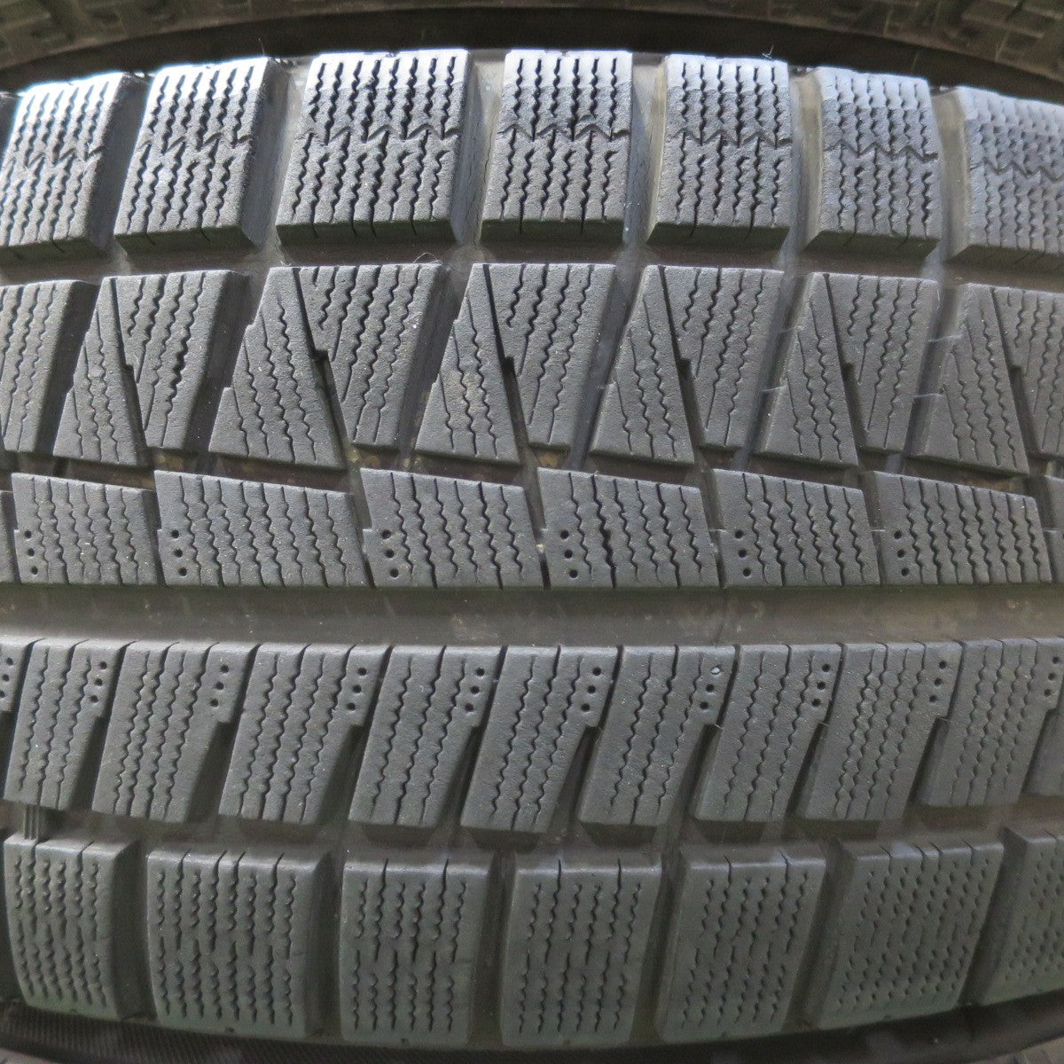 バリ溝!キレイ!8.5分★インプレッサ 等 205/55R16 スタッドレス ブリヂストン アイスパートナー2 ECO FORME エコフォルム 16インチ PCD100/5H★5042911イス