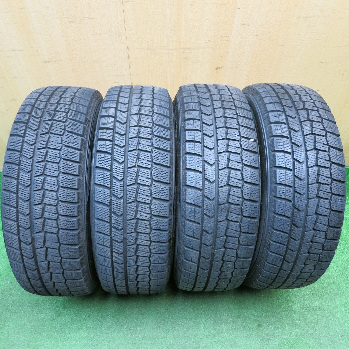 バリ溝!24年!9.5分★プリウス 等 195/65R15 スタッドレス ダンロップ ウインターマックス WM02 REVERLINE リバーライン 15インチ PCD100/5H★5120603HAス