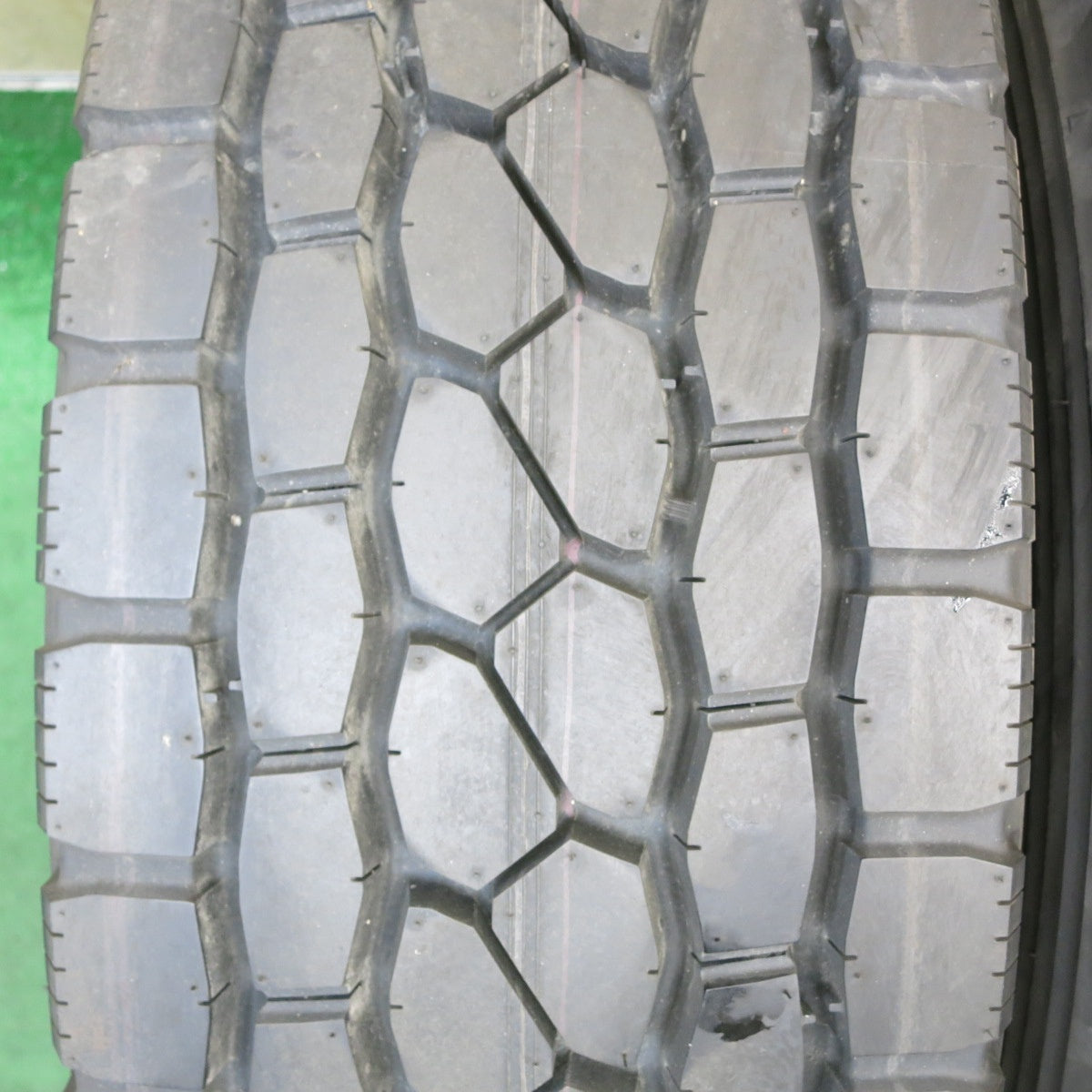 未使用!24年!2本★トラック タイヤ 245/70R19.5 136/134J ブリヂストン エコピア M801 Ⅱ ミックス オールシーズン 19.5インチ★6072902KKスタ