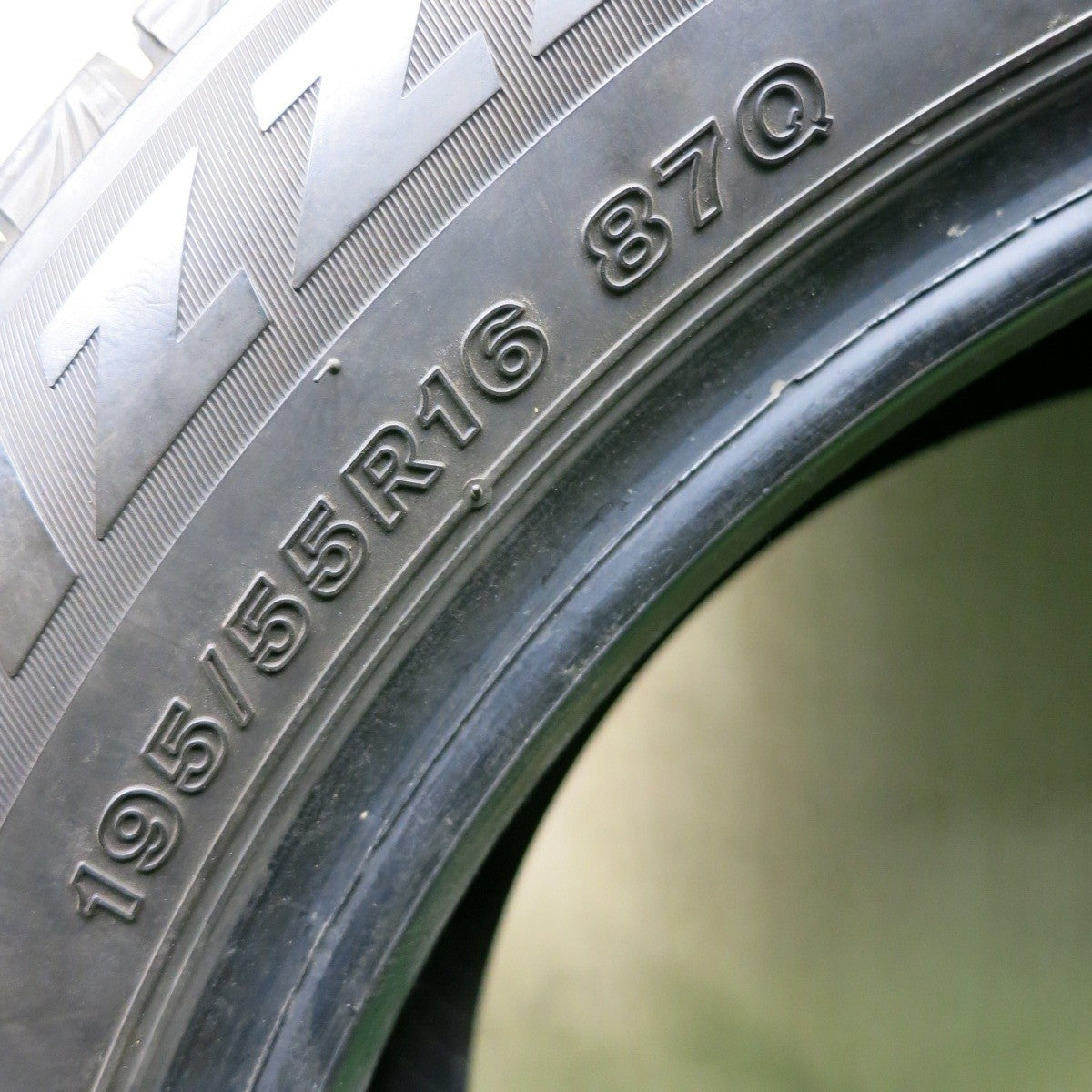 バリ溝!21年!9分!2本★スタッドレス 195/55R16 ブリヂストン ブリザック VRX3 タイヤ 16インチ フィールダー プリウス ウィングロード ミニ 等★5011601NJスタ