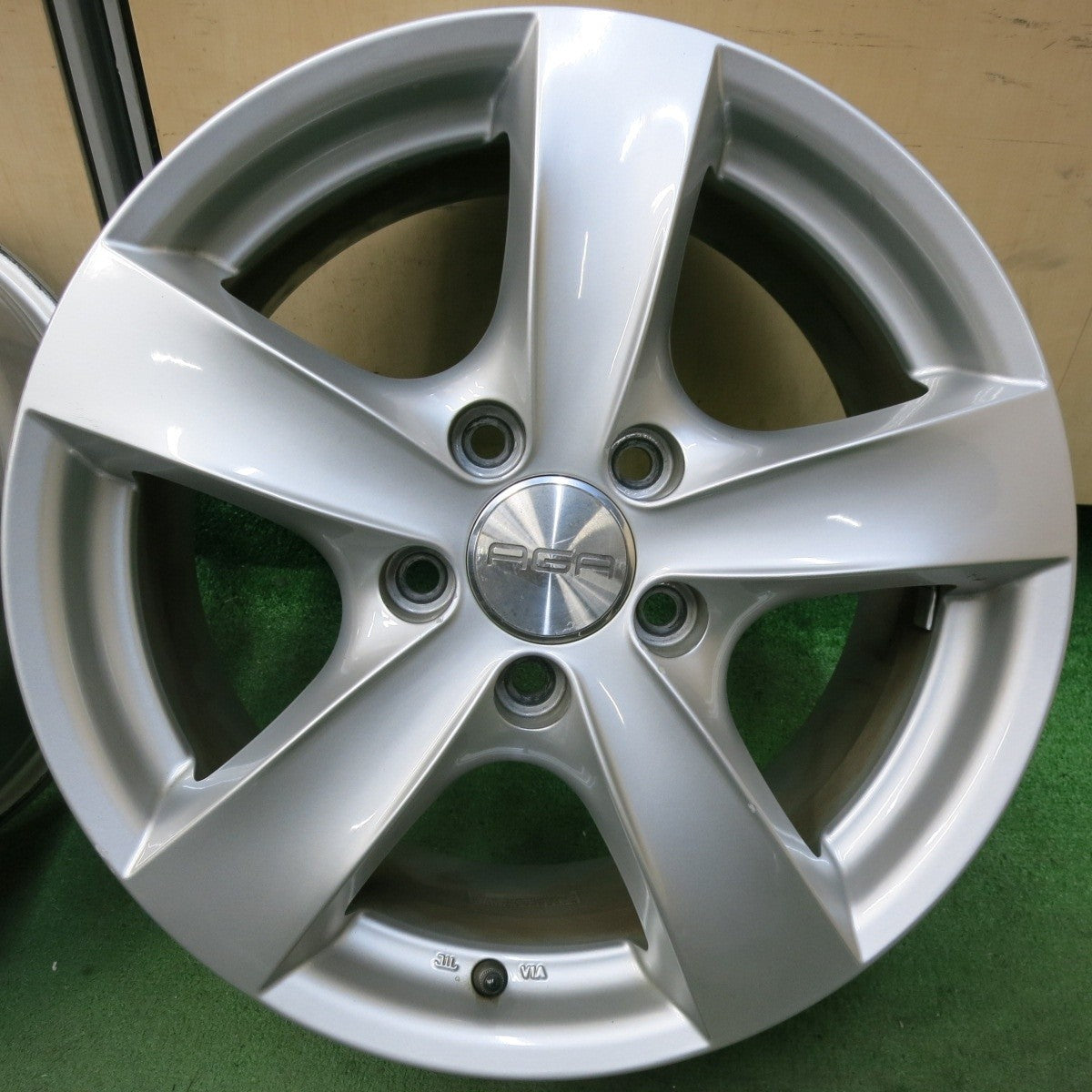 4本価格★アウディ ワーゲン 等 AGA TARGA Nebel ネーベル 16インチ ホイール 16×7J PCD112/5H★5021407SYホ