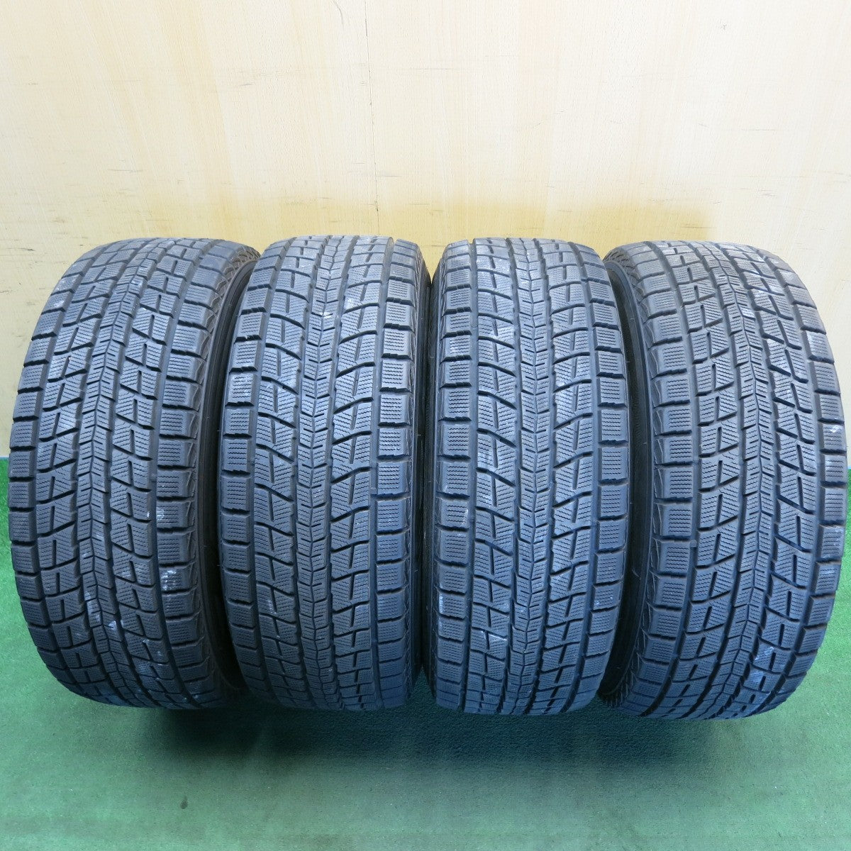 バリ溝!キレイ!9.5分◎ランクル 等 KEELER 285/60R18 スタッドレス ダンロップ ウインターマックス SJ8 キーラー 18インチ PCD150/5H◎6061104HAス
