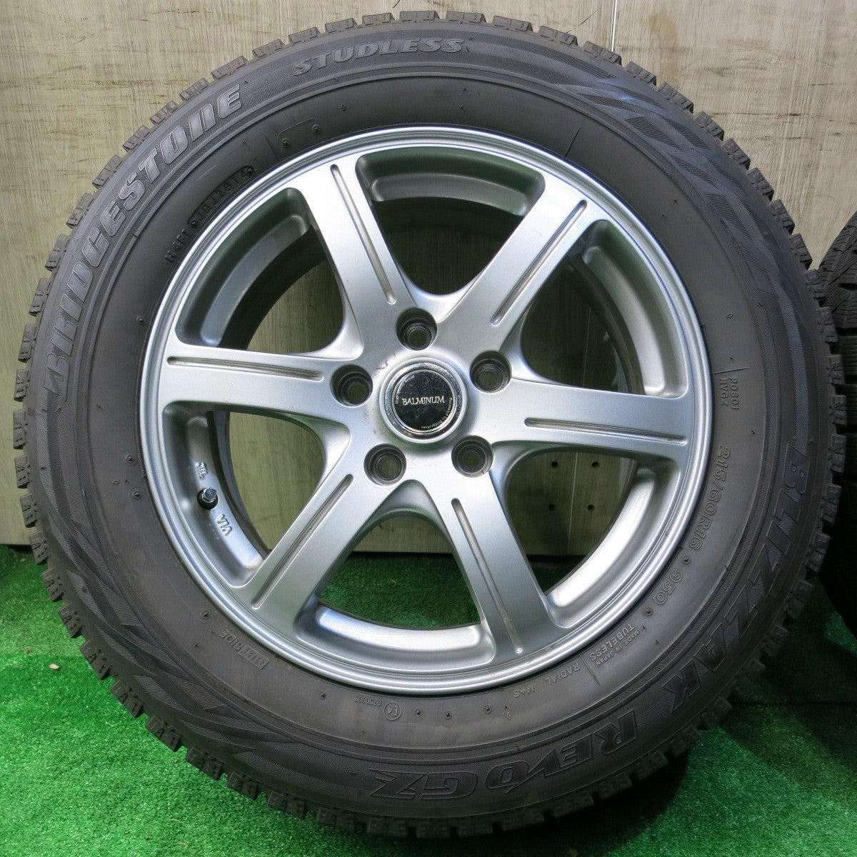 キレイ★スタッドレス 215/60R16 ブリヂストン ブリザック REVO GZ BALMINUM バルミナ 16インチ PCD114.3/5H★5051303NJス