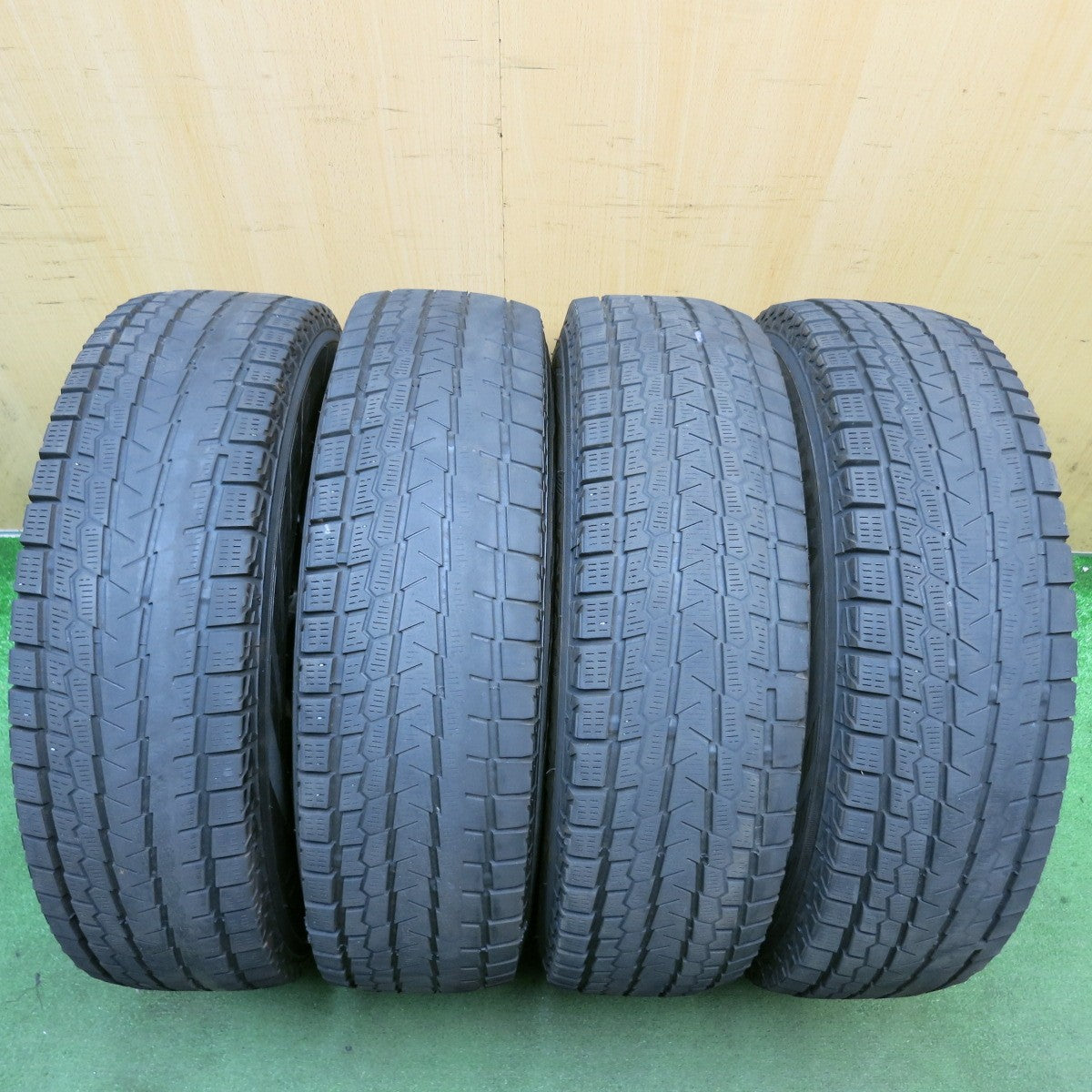 キレイ!24年◎スズキ JB74W ジムニー シエラ 純正 195/80R15 スタッドレス ヨコハマ アイスガード G075 15インチ PCD139.7/5H◎6101009HAス