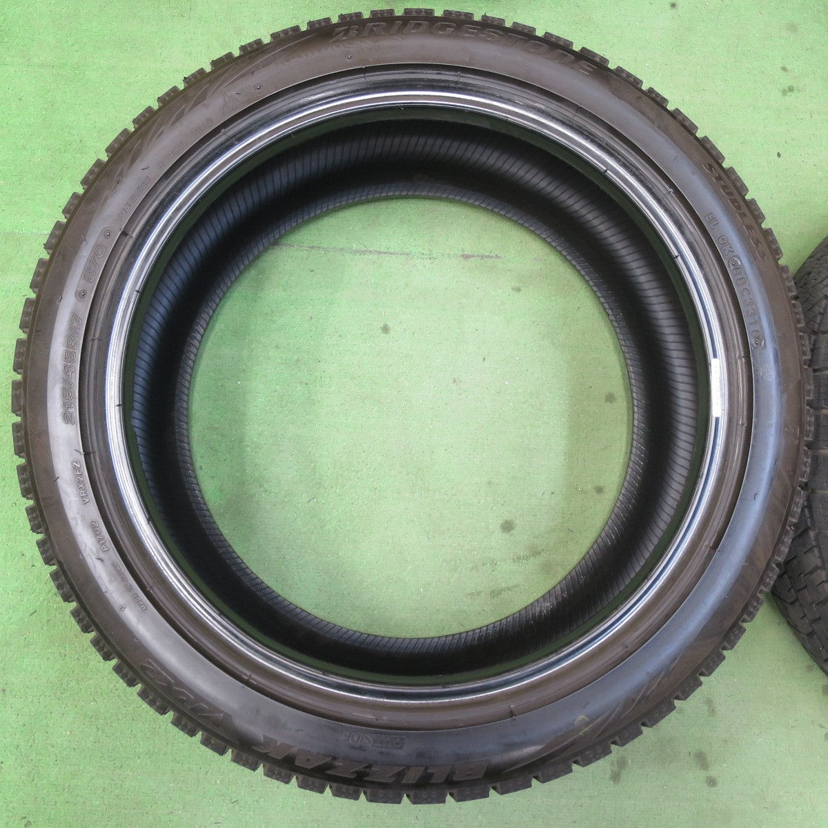バリ溝!9分★スタッドレス 215/45R17 ブリヂストン ブリザック VRX2 タイヤ 17インチ 86 BRZ プリウス 等★5062601イスタ
