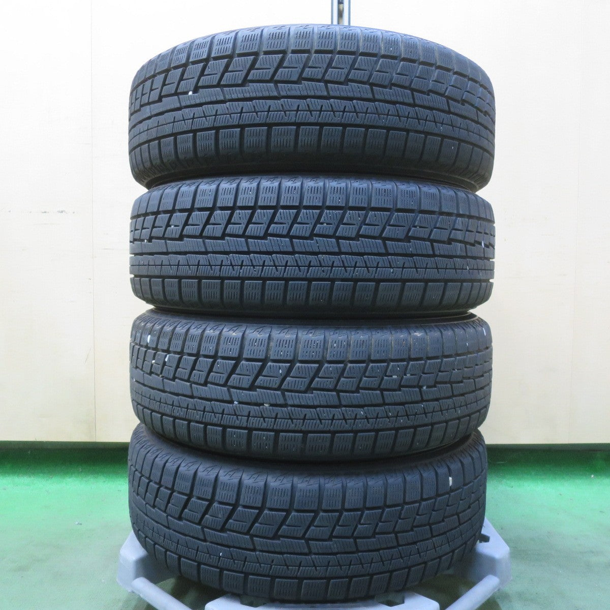 バリ溝!キレイ!9分◎スタッドレス 185/60R15 ヨコハマ アイスガード iG60 TEAD テッド 15インチ PCD100/4H◎6081215イス