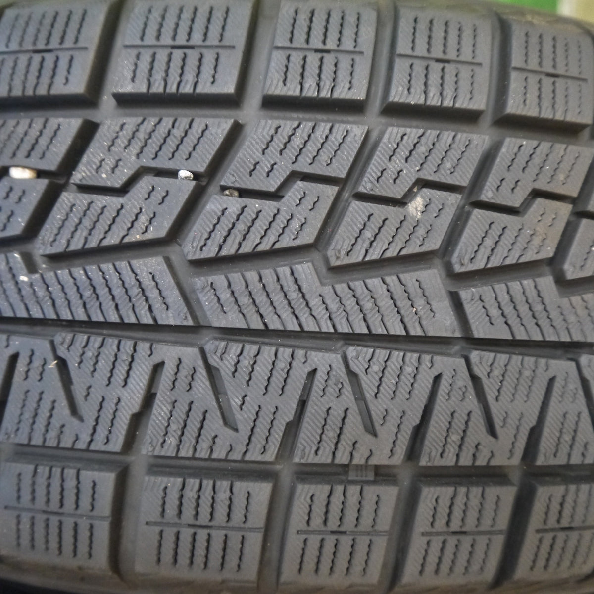 ほぼ未使用!25年◎スタッドレス 195/60R16 ヨコハマ アイスガード iG70 Fang ファング 16インチ PCD114.3/5H◎6100701Hス