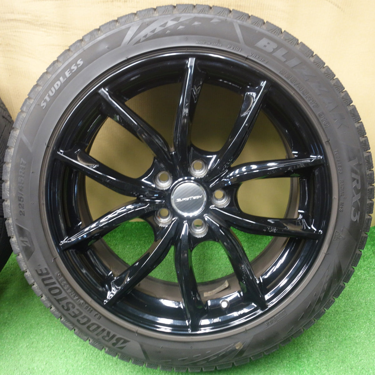 バリ溝!9分★プジョー 等 EUROTECH VP-Line 225/45R17 スタッドレス ブリヂストン ブリザック VRX3 ユーロテック 17インチ PCD108/5H★6052301KTス