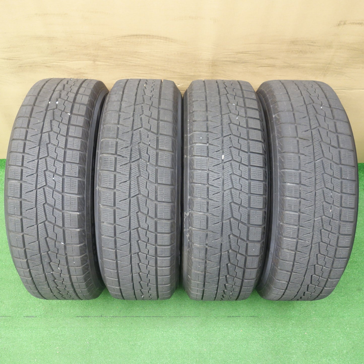 バリ溝!25年!キレイ!ほぼ10分◎スタッドレス 205/60R16 ヨコハマ アイスガード iG70 D.O.S. DOS 16インチ PCD114.3/5H◎6062801KTス