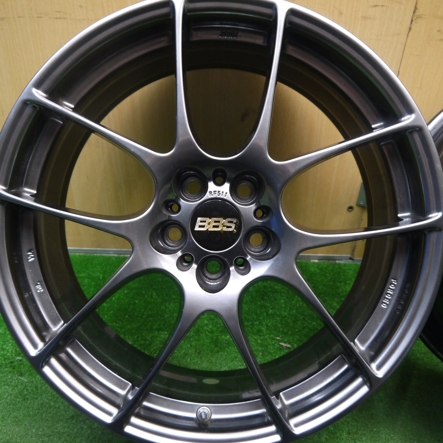 美品★BBS RF511 FORGED 18インチ 18×7.5J ハブリング付き PCD100/5H★5041801Hホ