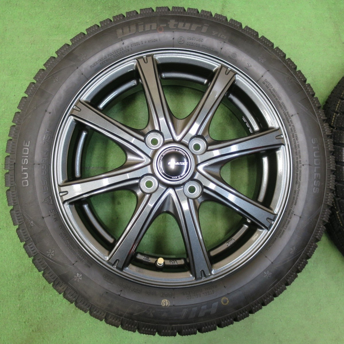 未使用!23年★スタッドレス 155/65R14 ハイフライ Win-turi 216 QRASIZ KOSEI クレイシズ 光生 14インチ PCD100/4H★4122701イス