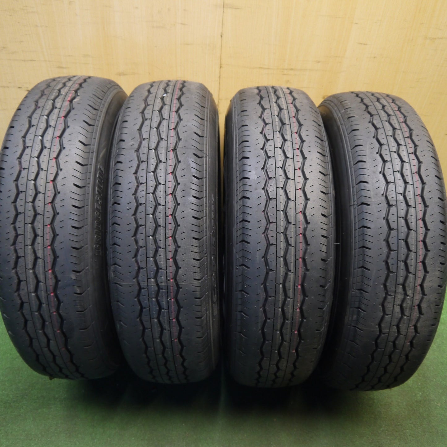 新車外し!25年★トヨタ 200系 ハイエース 純正 スチール 195/80R15 107/105S ブリヂストン エコピア RD613 15インチ PCD139.7/6H★6031105Hノ