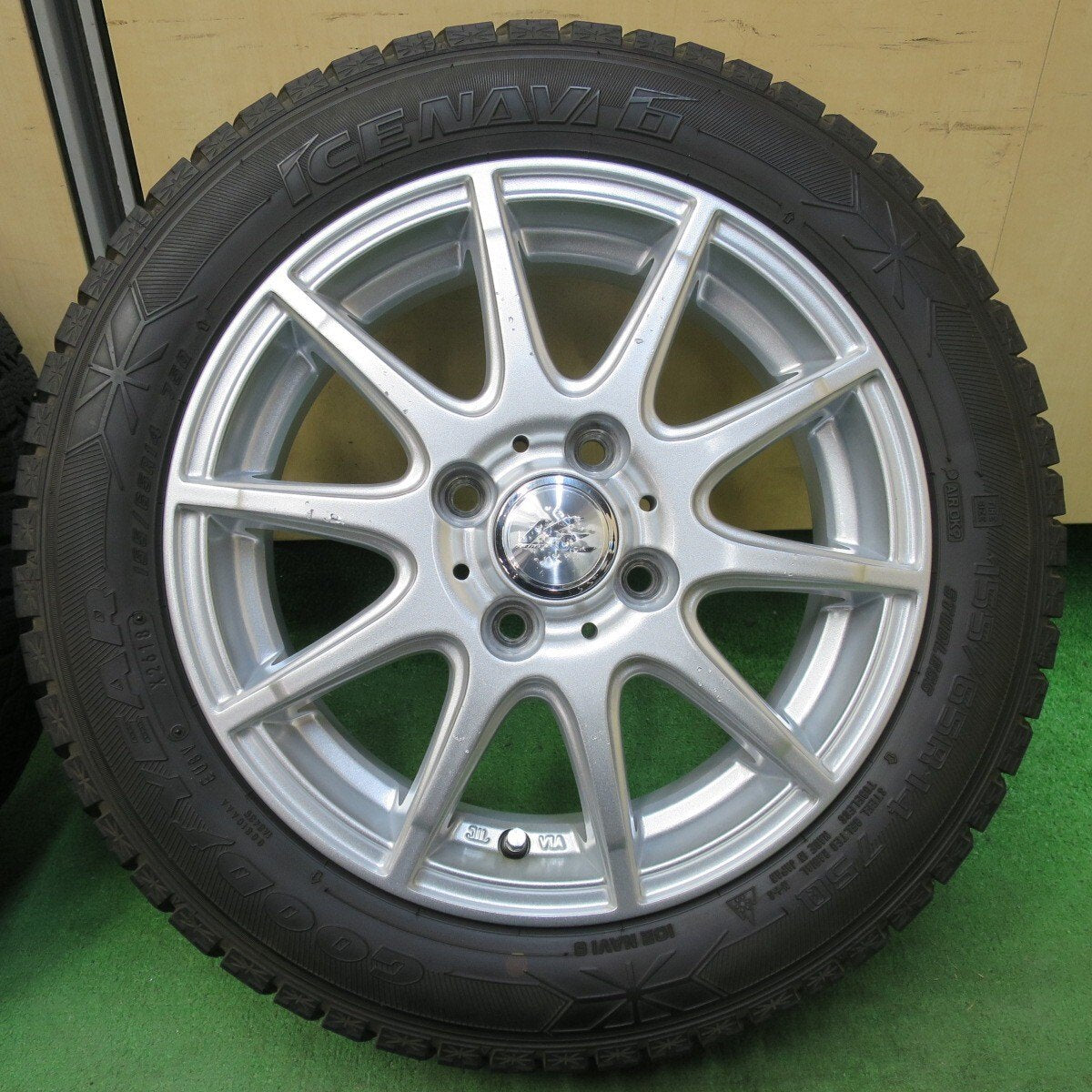 バリ溝!9分★スタッドレス 155/65R14 グッドイヤー アイスナビ6 KRAITⅡ クレイト2 14インチ PCD100/4H★5032913イス