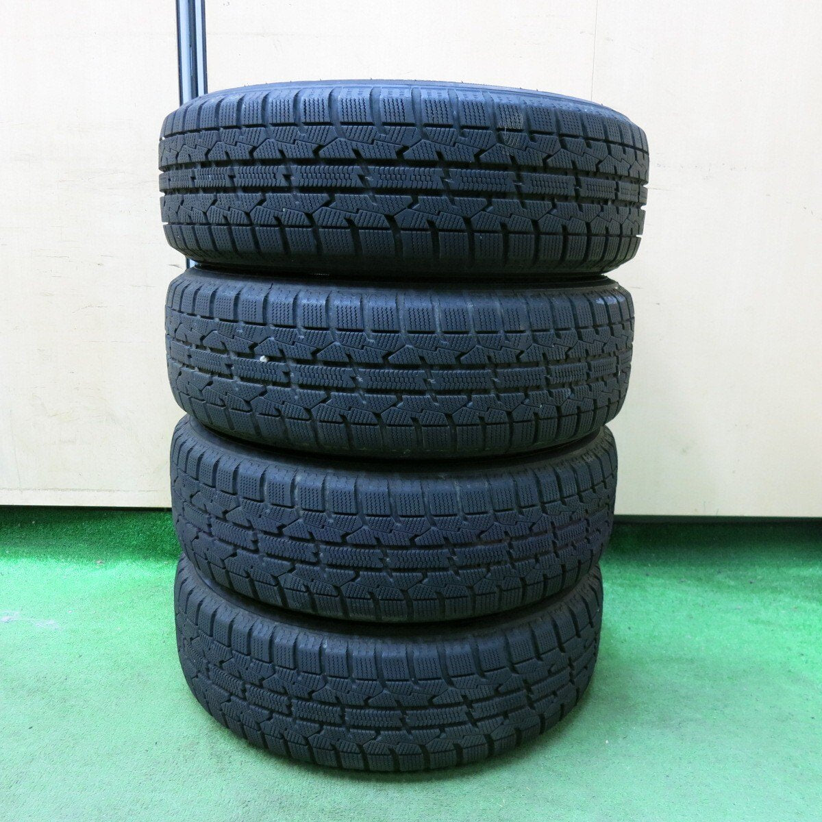 バリ溝!9分★スタッドレス 165/65R14 トーヨー オブザーブ ガリット GIZ JOKER ジョーカー 14インチ PCD100/4H★4121110SYス