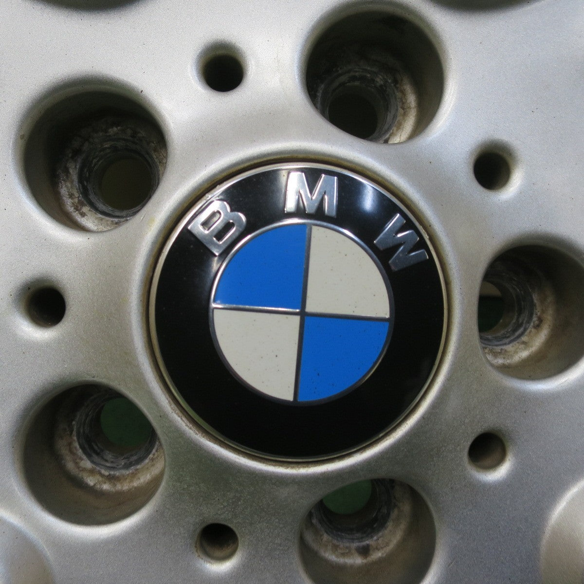 バリ溝!8.5分★BMW 1シリーズ F20 純正 205/55R16 スタッドレス ミシュラン X-ICE SNOW 16インチ PCD120/5H★5092902イス