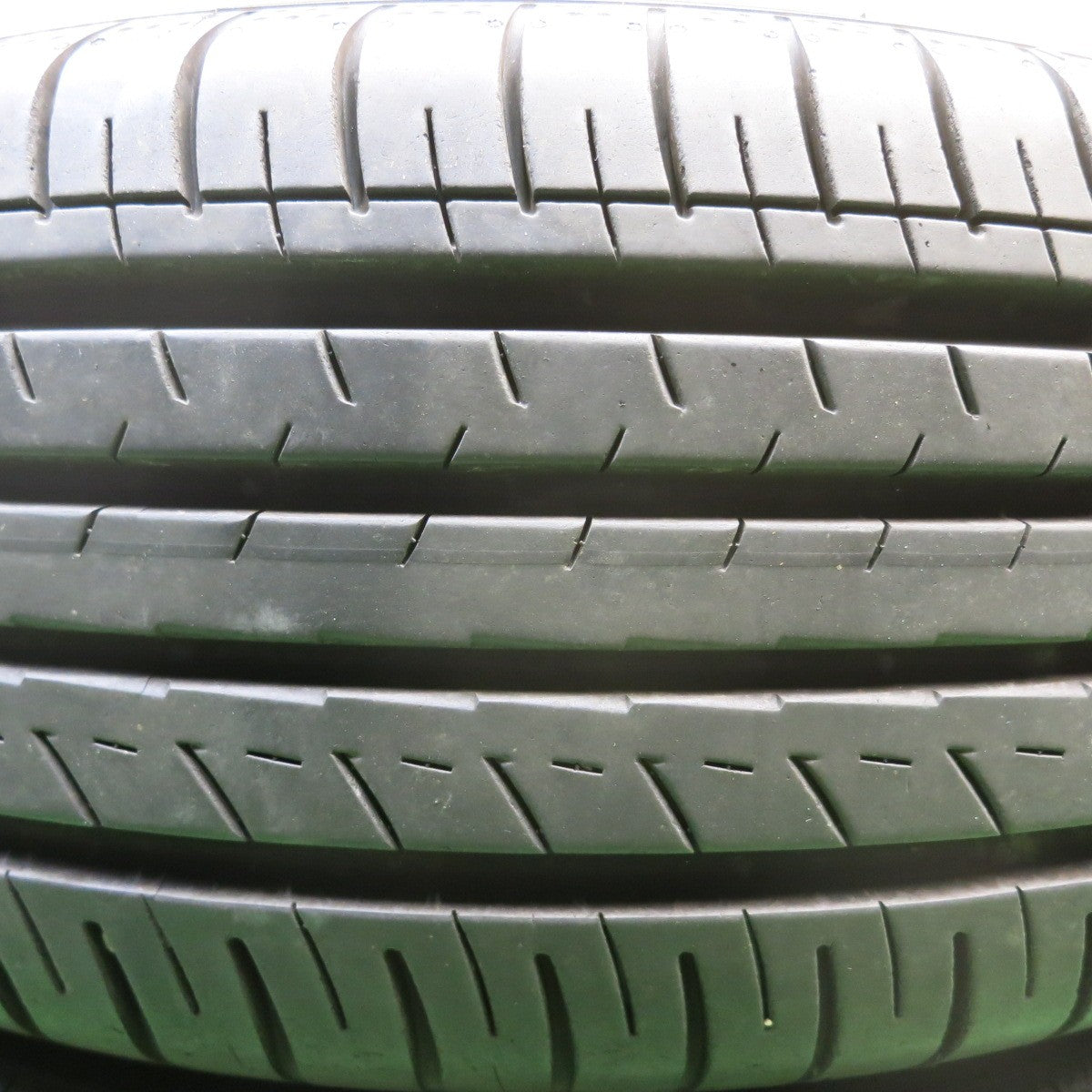 バリ溝!23年!9分★205/60R16 ヨコハマ BluEarth-GT AE51 タイヤ 16インチ ブルーアース ノア ヴォクシー ステップワゴン 等★5110605HAノタ