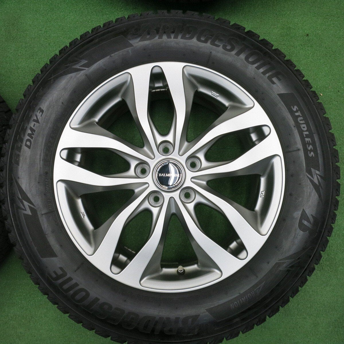 バリ溝!21年!キレイ!9分★スタッドレス 225/65R17 ブリヂストン ブリザック DM-V3 BALMINUM バルミナ 17インチ PCD114.3/5H★5012002TNス