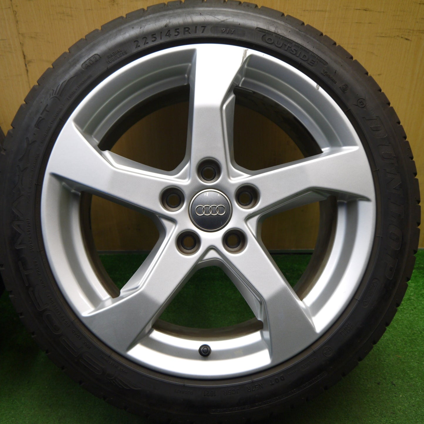 キレイ!21年★アウディ 8V A3 スポーツバック 純正 225/45R17 ダンロップ スポーツマックス RT 17インチ PCD112/5H★5041405Hノ