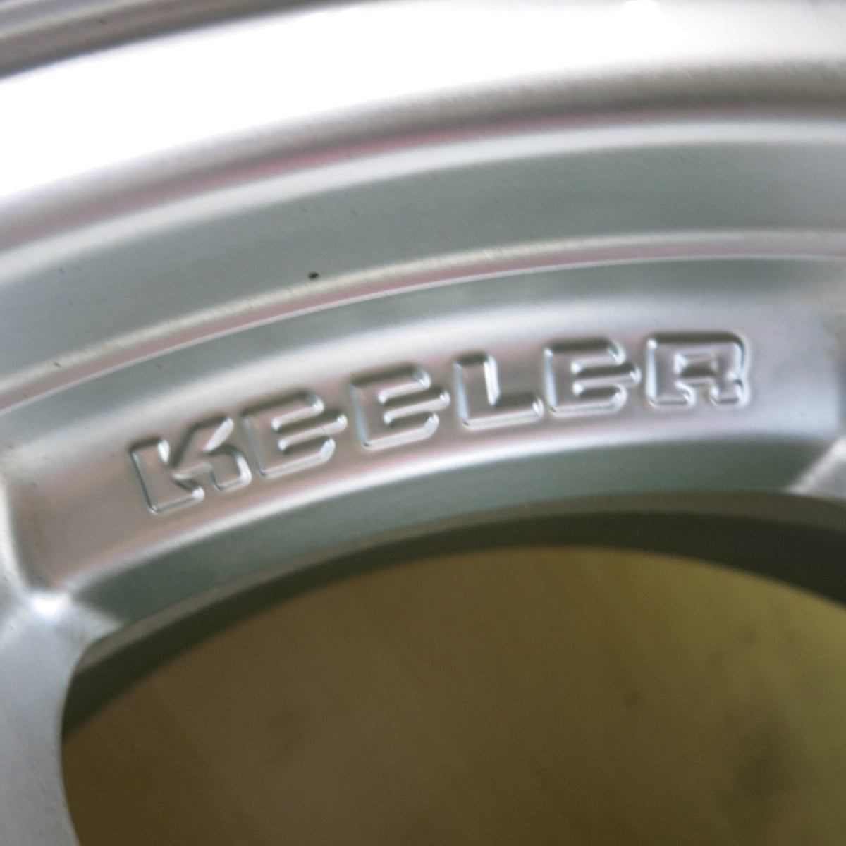 4本価格★KEELER 185/75R15 106/104L スタッドレス グッドイヤー アイスナビ カーゴ キーラー 15インチ PCD139.7/6H★5100502HAス