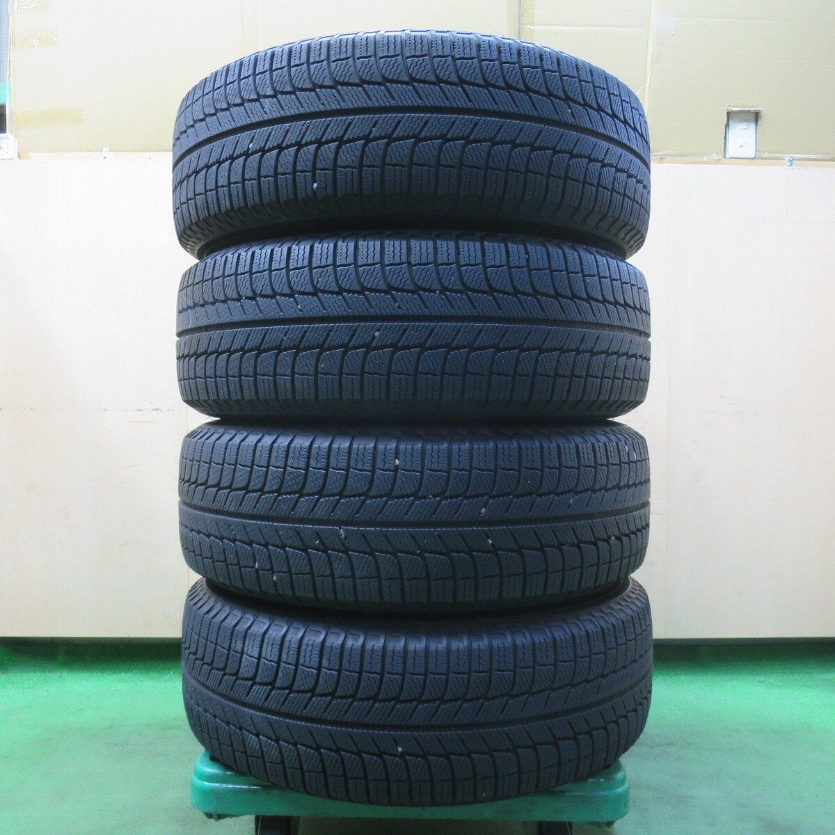 バリ溝!キレイ!9分★G-SPEED スタッドレス 225/65R17 ミシュラン X-ICE3+ Gスピード 17インチ PCD114.3/5H★5032006イス