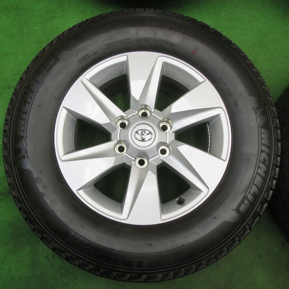 タイヤほぼ未使用!21年!キレイ★トヨタ 150系 ランクル プラド 純正 265/65R17 ミシュラン LATITUDE TOUR 17インチ PCD139.7/6H★5061103イノ