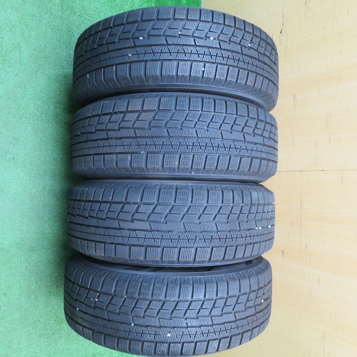 バリ溝!23年!キレイ!9.5分★スタッドレス 215/65R16 ヨコハマ アイスガード iG60 VELVA SPORTZ ヴェルヴァ 16インチ PCD114.3/5H★5110903NJス