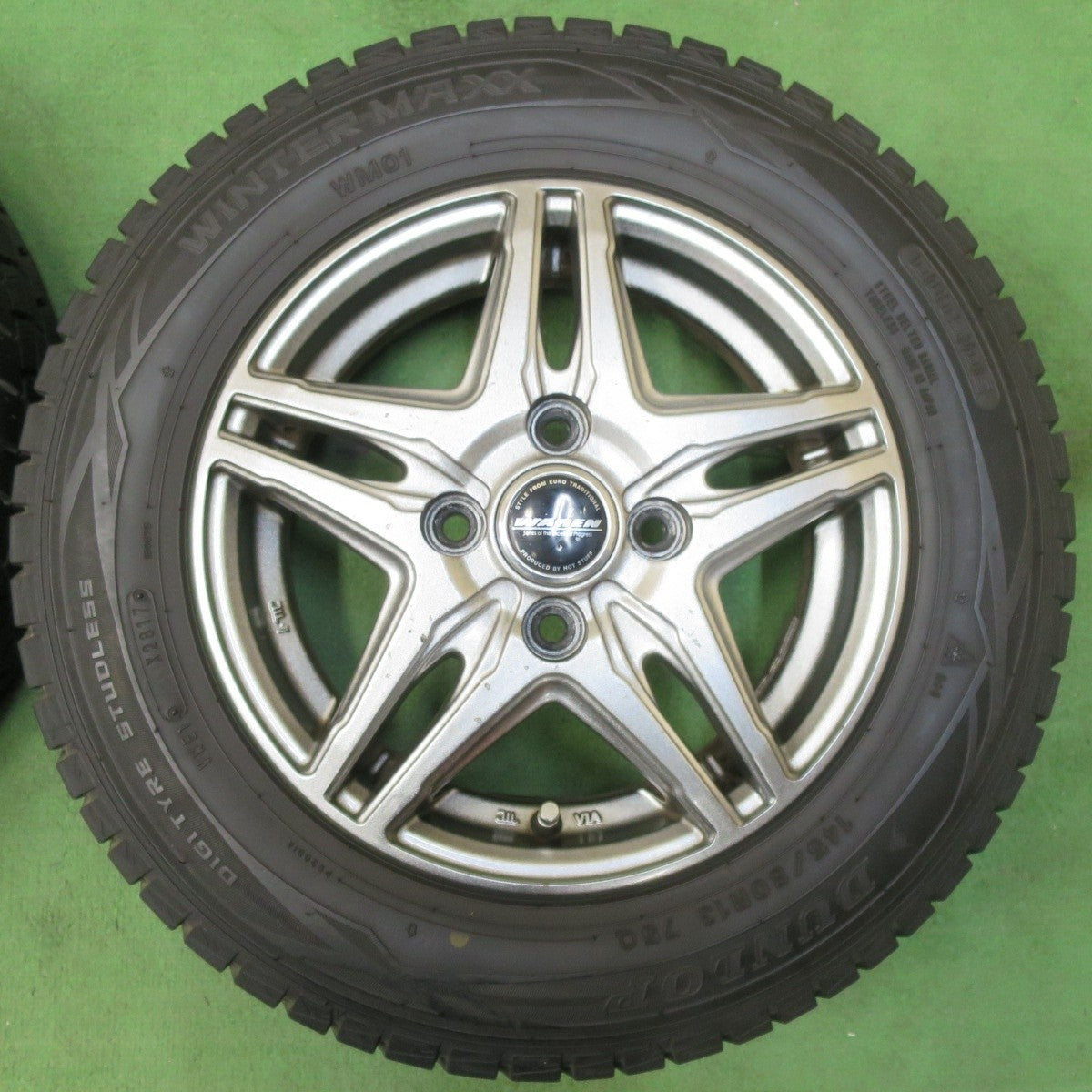4本価格★スタッドレス 145/80R13 ダンロップ ウインターマックス WM01 WAREN ヴァーレン 13インチ PCD100/4H★5013116イス