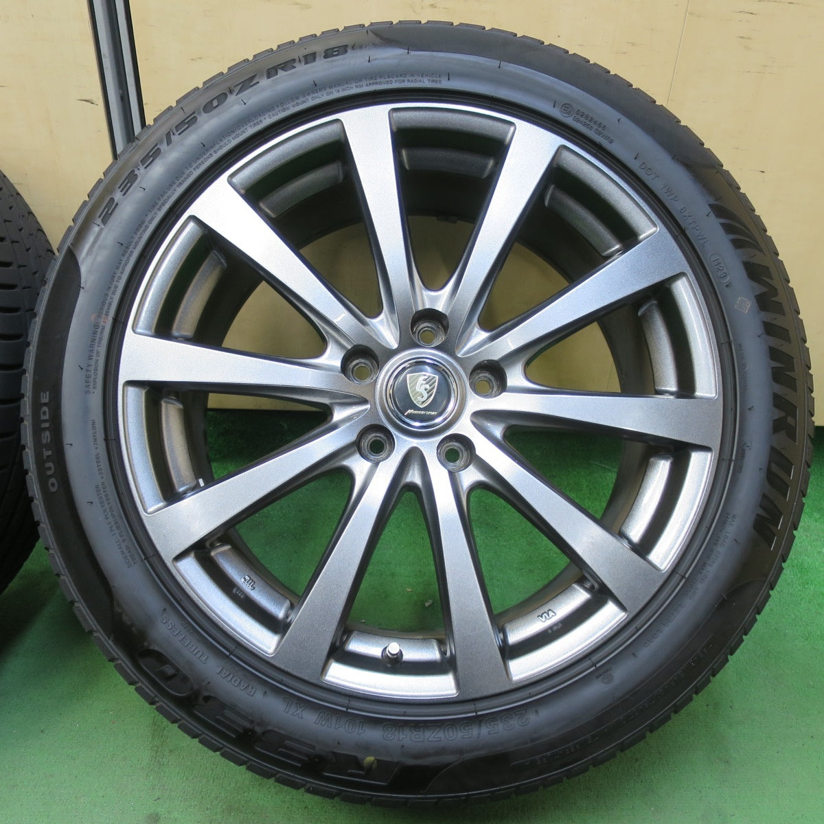 バリ溝!23年!キレイ!ほぼ10分★235/50R18 ウィンラン R330 MANARAY SPORT マナレイ スポーツ 18インチ PCD114.3/5H★5052905イノ