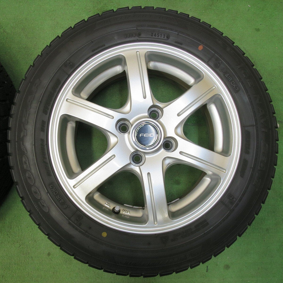 バリ溝!8.5分★スタッドレス 165/70R14 グッドイヤー アイスナビ ZEA2 FEID 14インチ PCD100/4H★5022711イス