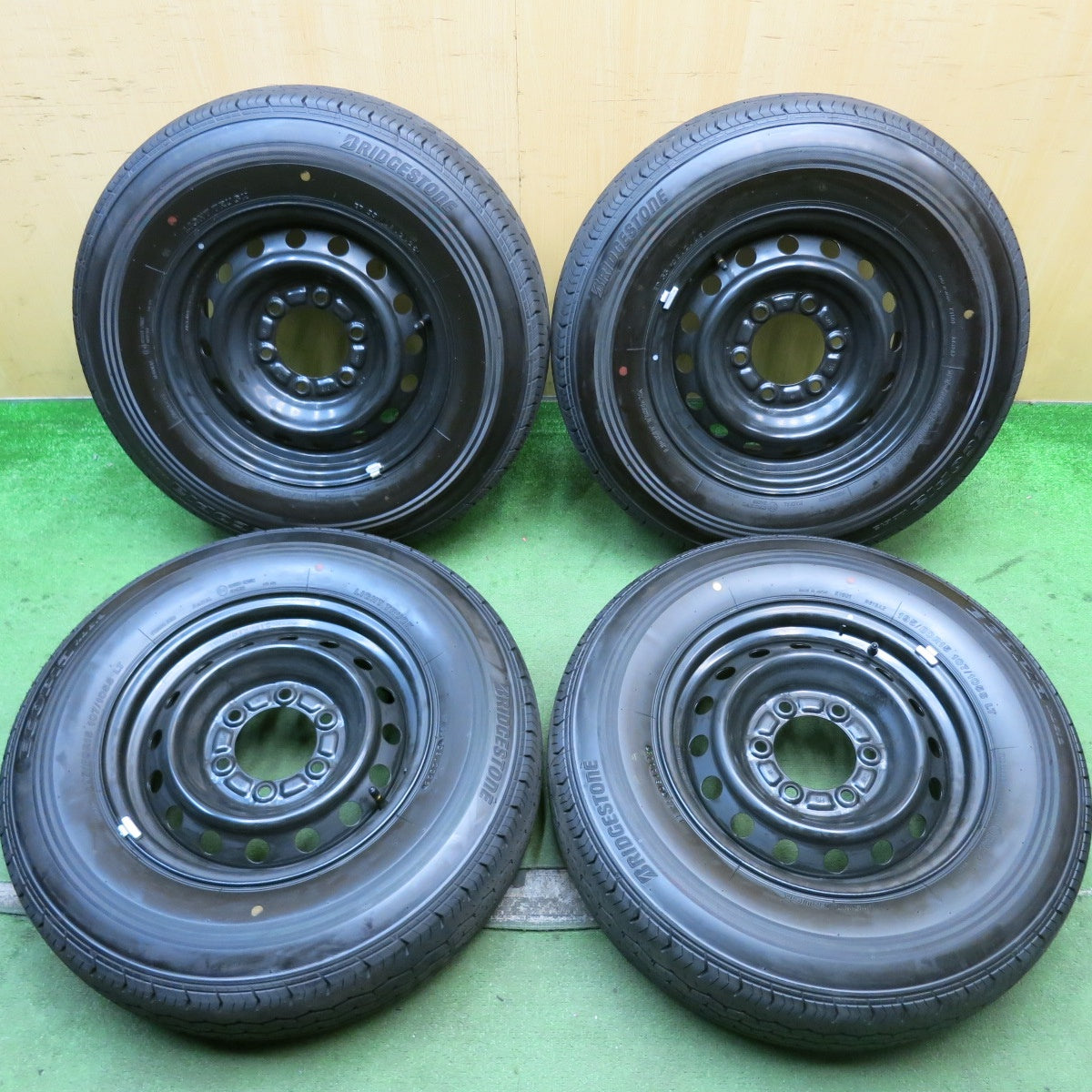 新車外し!25年★トヨタ ハイエース 純正 スチール 195/80R15 107/105S ブリヂストン エコピア RD613 15インチ PCD139.7/6H★5090401HAノ