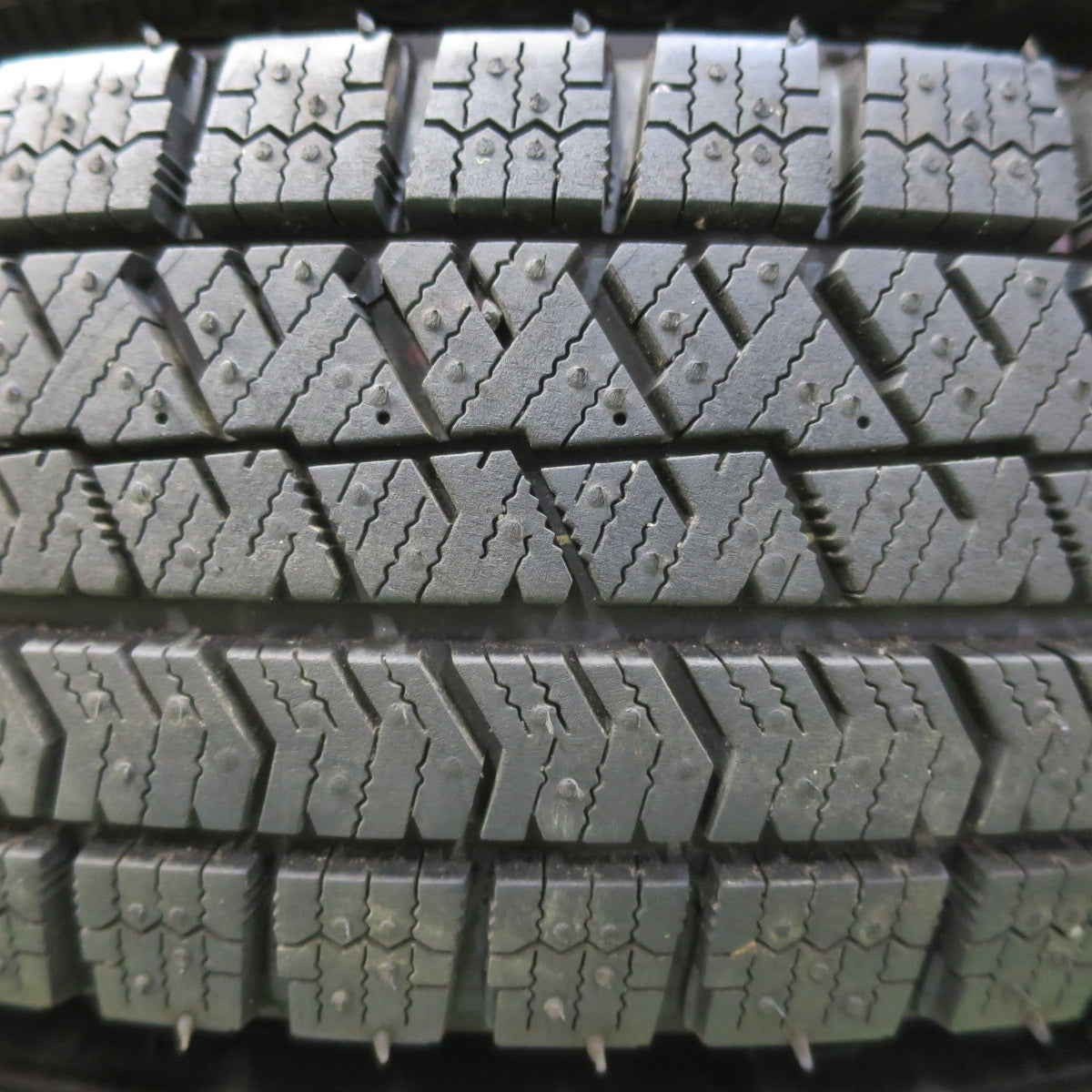 バリ溝!24年!ほぼ10分★スタッドレス 145/80R13 ブリヂストン ブリザック VRX2 TOPY スチール ホイール 13インチ PCD100/4H★5051504イス