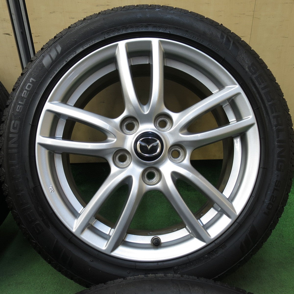 バリ溝!23年!キレイ!ほぼ10分★マツダ ロードスター 純正 205/50R16 セイバーリング SL201 16インチ PCD114.3/5H★5042901AKノ