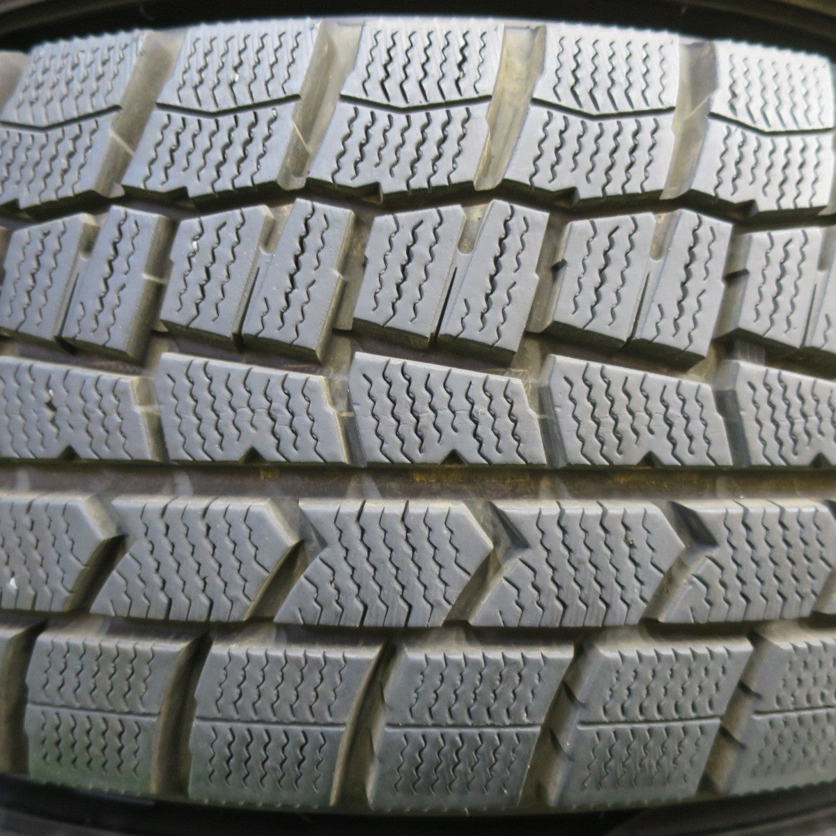 バリ溝!21年!キレイ!9.5分★プリウス 等 195/65R15 スタッドレス ダンロップ ウインターマックス WM02 Exceeder エクシーダー 15インチ PCD100/5H★5012809イス