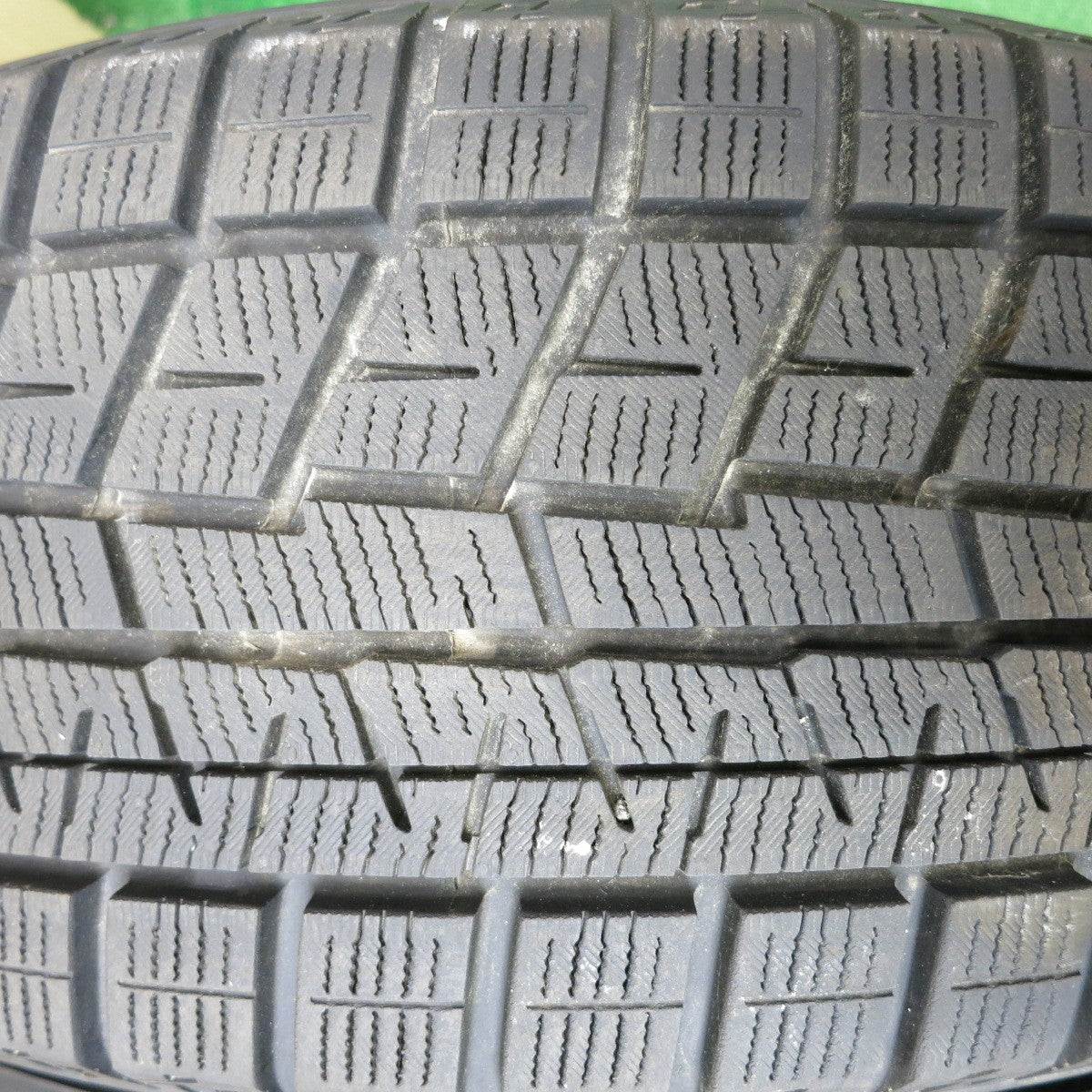 超バリ溝!キレイ!ほぼ10分★スタッドレス 215/60R17 ヨコハマ アイスガード iG60 MANARAY SPORT マナレイ スポーツ 17インチ PCD114.3/5H★5051109HAス