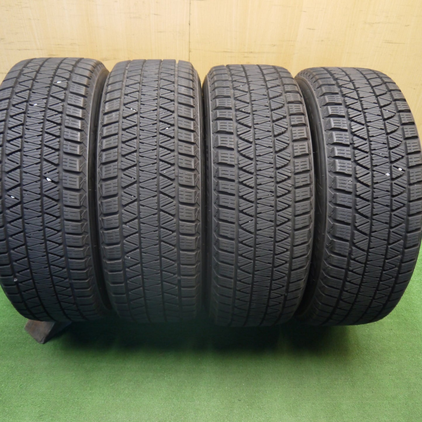 バリ溝!キレイ!9分★スバル XV 純正 225/60R17 スタッドレス ブリヂストン ブリザック DM-V3 17インチ PCD100/5H★6040608Hス