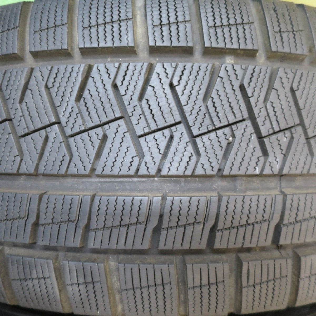バリ溝!21年!9.5分以上★レガシィ 等 235/45R18 スタッドレス ピレリ アイスアシンメトリコ BLITZ BRW ブリッツ 18インチ PCD100/5H★5031114Hス