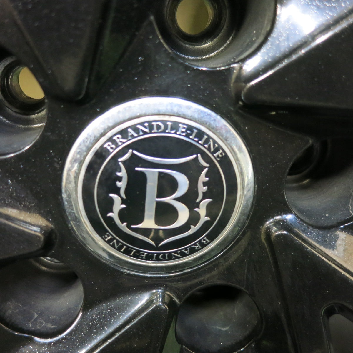 バリ溝!24年!9.5分★スタッドレス 225/60R18 ヨコハマ アイスガード G075 BRANDLE-LINE ブランドルライン 18インチ PCD114.3/5H★5082302SKス